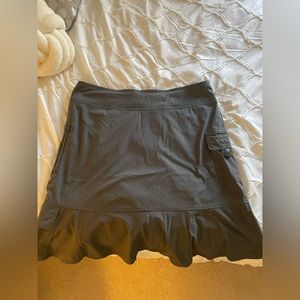 Royal Robbins, women’s skirt- gray s12